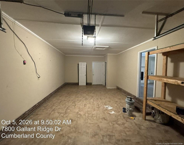 7800 Gallant Ridge Drive - Photo Thumbnail 23