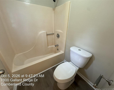 7800 Gallant Ridge Drive - Photo Thumbnail 15