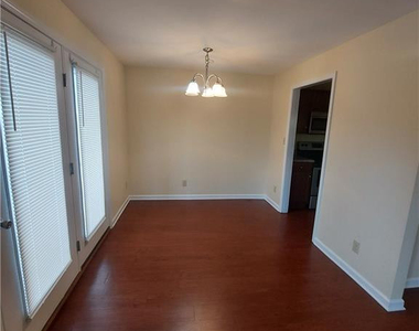 661 Bartons Landing Place - Photo Thumbnail 12