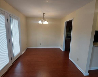 661 Bartons Landing Place - Photo Thumbnail 16