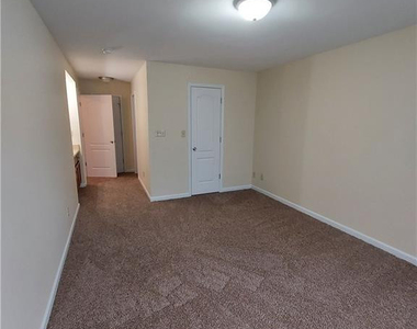 661 Bartons Landing Place - Photo Thumbnail 21