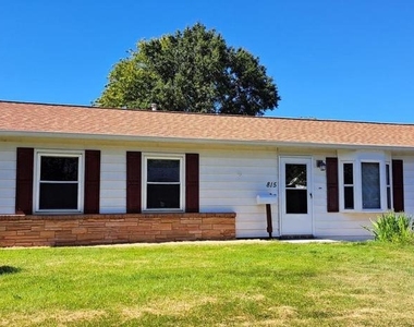 815 S Cypress Court - Photo Thumbnail 1