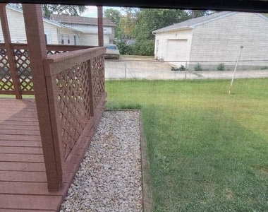 815 S Cypress Court - Photo Thumbnail 90