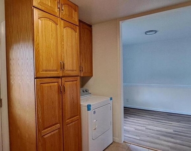 815 S Cypress Court - Photo Thumbnail 15