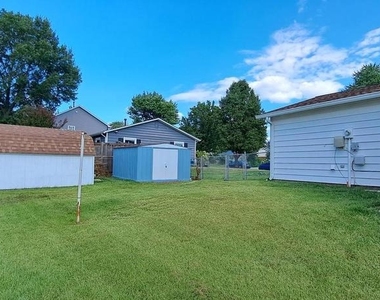 815 S Cypress Court - Photo Thumbnail 84