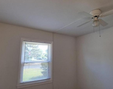 815 S Cypress Court - Photo Thumbnail 55
