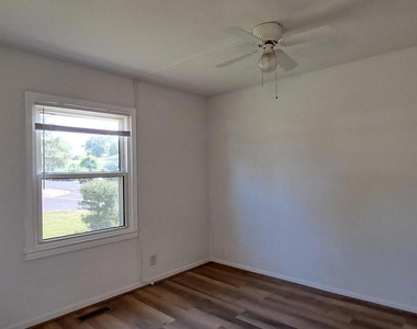 815 S Cypress Court - Photo Thumbnail 54
