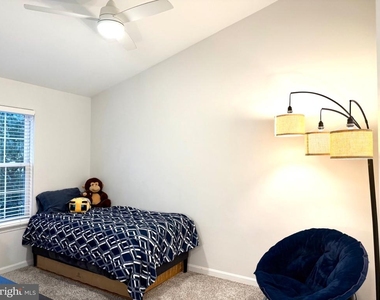 21830 Elkins Terrace - Photo Thumbnail 14