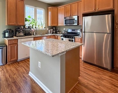 42455 Malachite Terrace - Photo Thumbnail 3