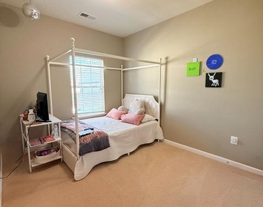 42455 Malachite Terrace - Photo Thumbnail 6