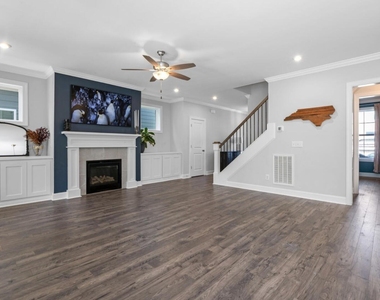 217 Tumbling River Drive - Photo Thumbnail 13