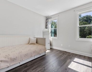 217 Tumbling River Drive - Photo Thumbnail 26