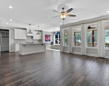 217 Tumbling River Drive - Photo Thumbnail 10