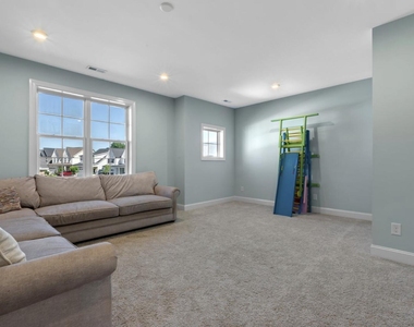 217 Tumbling River Drive - Photo Thumbnail 27