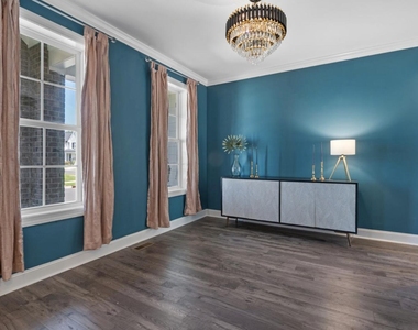 217 Tumbling River Drive - Photo Thumbnail 9