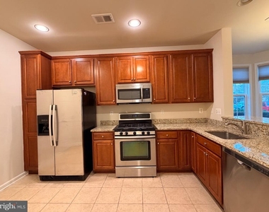 22691 Verde Gate Terrace - Photo Thumbnail 5