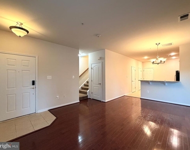 22691 Verde Gate Terrace - Photo Thumbnail 9
