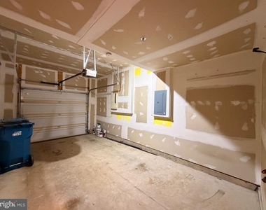 22691 Verde Gate Terrace - Photo Thumbnail 14