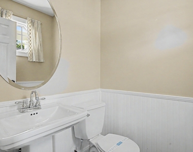 433 Holly Thorn Trace - Photo Thumbnail 5