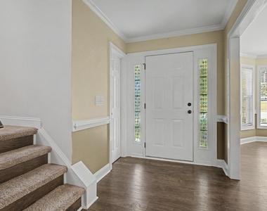 433 Holly Thorn Trace - Photo Thumbnail 6