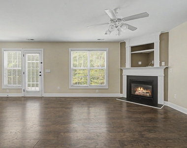 433 Holly Thorn Trace - Photo Thumbnail 13