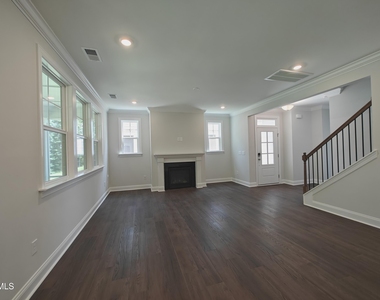 1730 Alpine Summer Lane - Photo Thumbnail 2