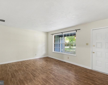 4435 Willow Tree Lane - Photo Thumbnail 3