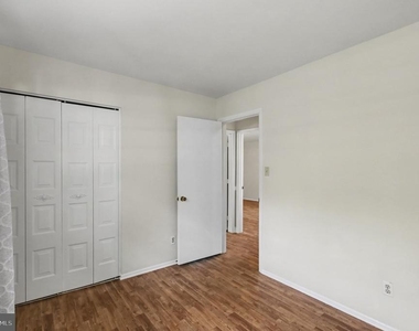 4435 Willow Tree Lane - Photo Thumbnail 12