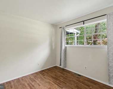 4435 Willow Tree Lane - Photo Thumbnail 10