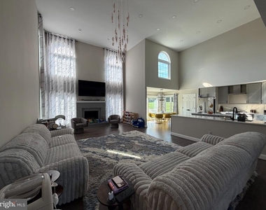 8312 Ivy Green Road - Photo Thumbnail 6