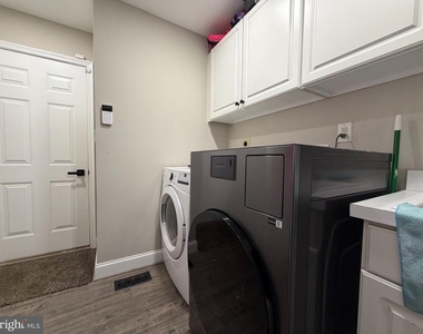 8312 Ivy Green Road - Photo Thumbnail 28