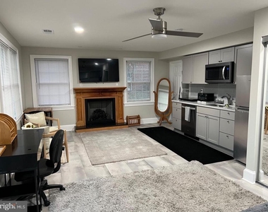 7703 Newcastle Drive - Photo Thumbnail 8