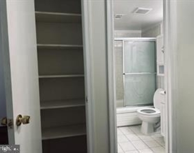 4945 Americana Drive - Photo Thumbnail 9