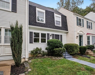 6606 Birchleigh Way - Photo Thumbnail 40
