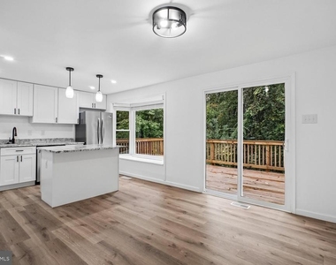 6606 Birchleigh Way - Photo Thumbnail 16