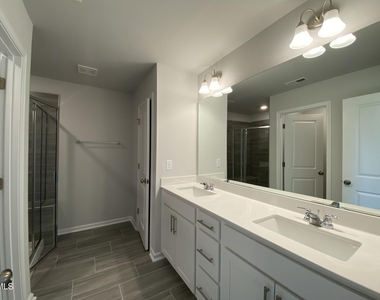 193 Tumbling Rock Way - Photo Thumbnail 28