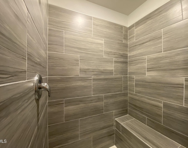 193 Tumbling Rock Way - Photo Thumbnail 30