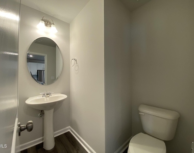 193 Tumbling Rock Way - Photo Thumbnail 10