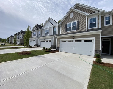 193 Tumbling Rock Way - Photo Thumbnail 1