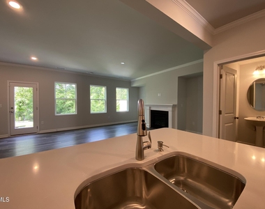 193 Tumbling Rock Way - Photo Thumbnail 9