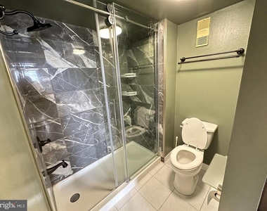 3709 S George Mason Drive - Photo Thumbnail 16