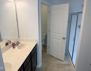 170 River Dell Townes Avenue - Photo Thumbnail 12