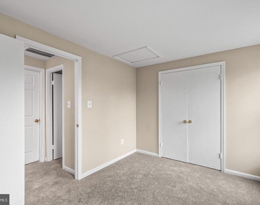6185 Little Valley Way - Photo Thumbnail 25