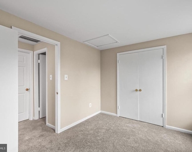 6185 Little Valley Way - Photo Thumbnail 27