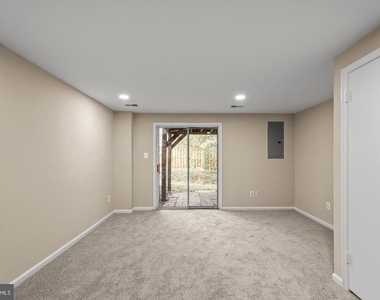 6185 Little Valley Way - Photo Thumbnail 36