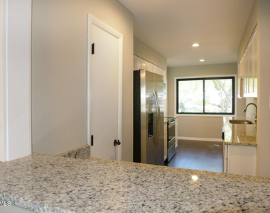 152 Ridge Trail - Photo Thumbnail 8