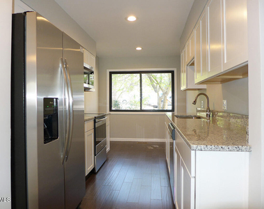 152 Ridge Trail - Photo Thumbnail 6