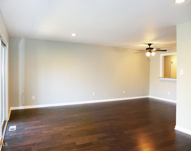 152 Ridge Trail - Photo Thumbnail 2