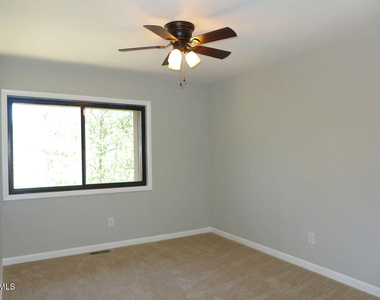 152 Ridge Trail - Photo Thumbnail 14