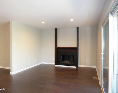 152 Ridge Trail - Photo Thumbnail 1
